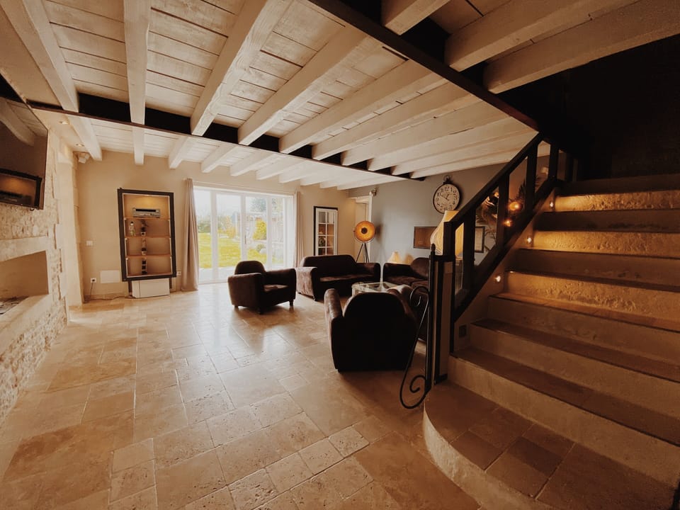 Salon (1)