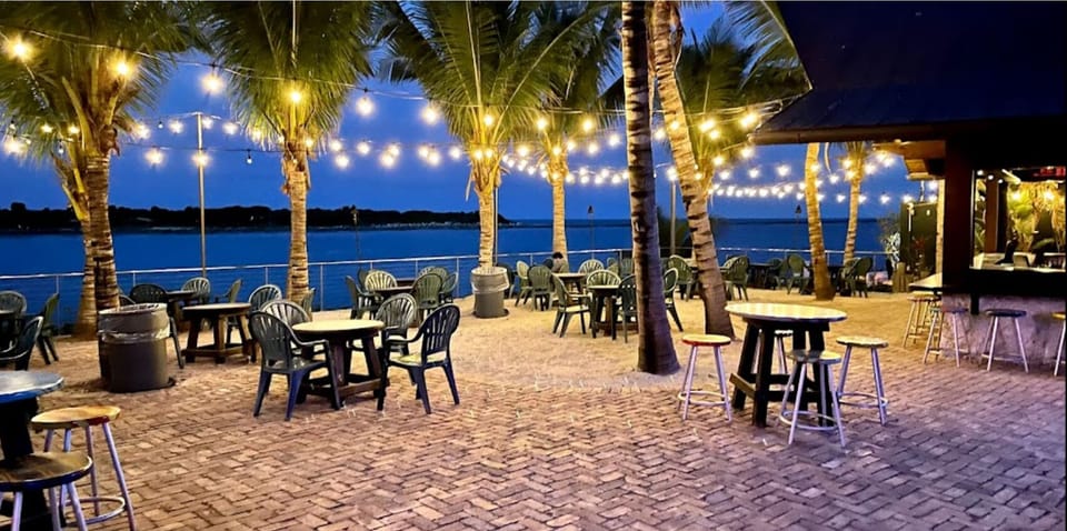 Square Grouper Tiki Bar