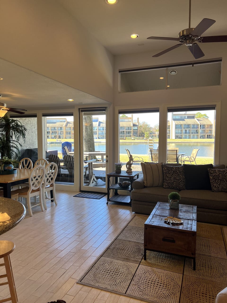 1st floor Waterfront Family Room with lots of seating for relaxing.