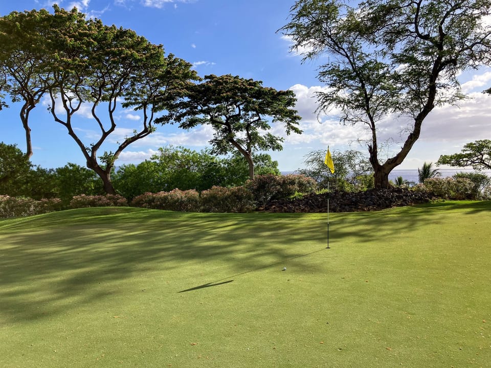 With three world-class courses, many golfers actually prefer Wailea to Kapalua.