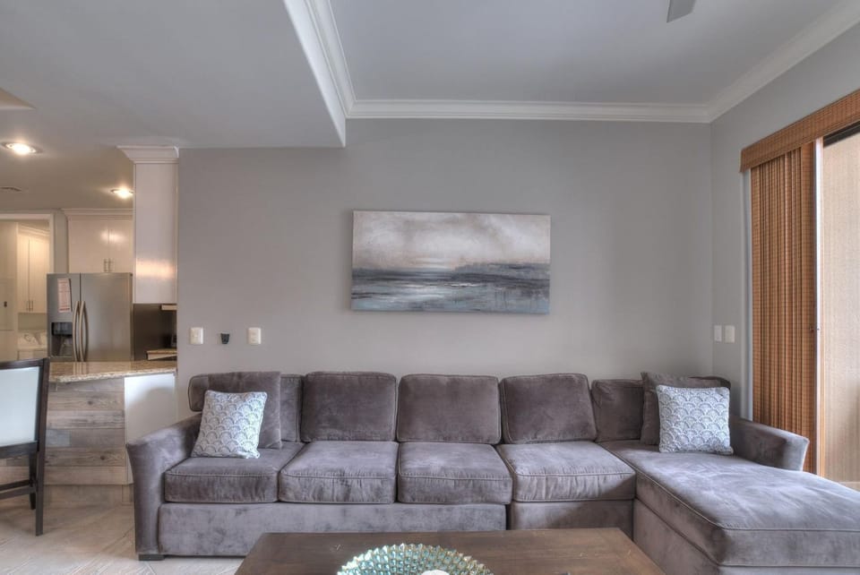 Sofa with queen size pull out bed