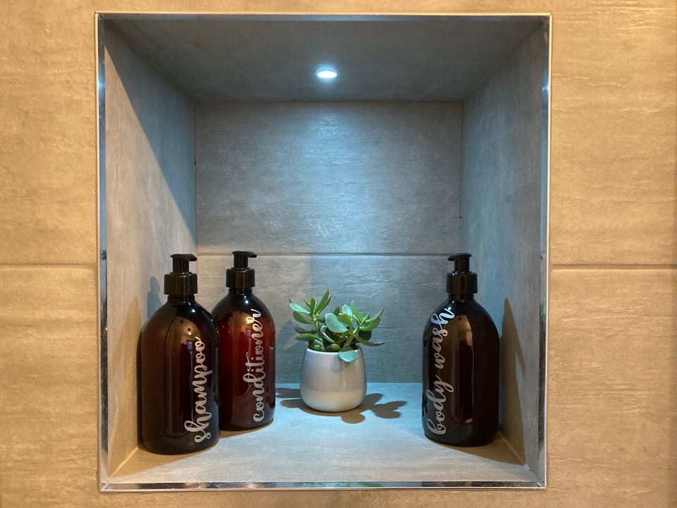 Toxin-free toiletries