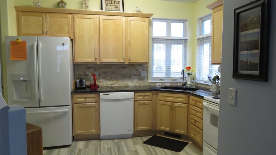 Kitchen - Kitchen