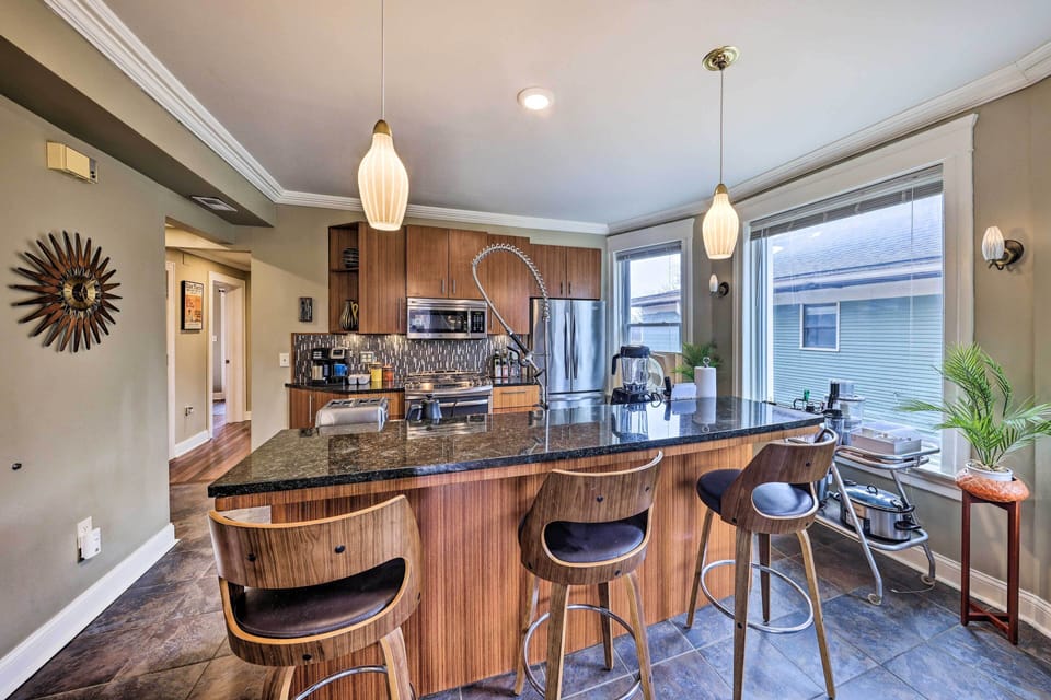 Kitchen | Fully Equipped w/ Stainless Steel Appliances | 3-Person Breakfast Bar