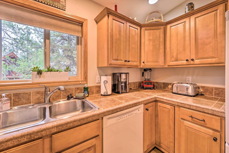 Kitchen | Crockpot | Complimentary Spices