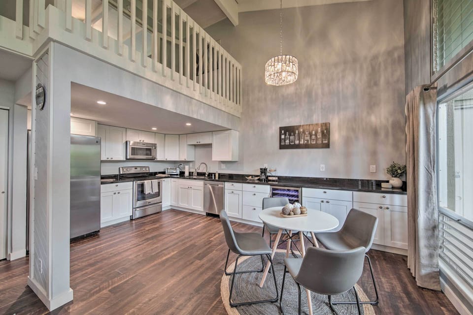 Kitchen | Fully Equipped | Main Level | Cooking Basics