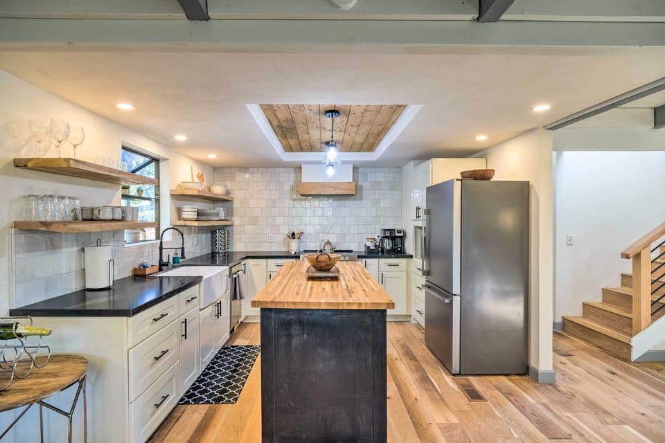 Kitchen | Fully Equipped | Cooking Basics