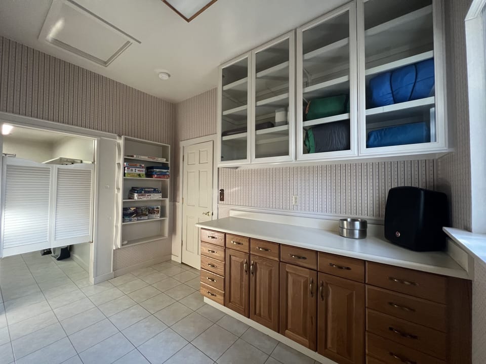 mud room