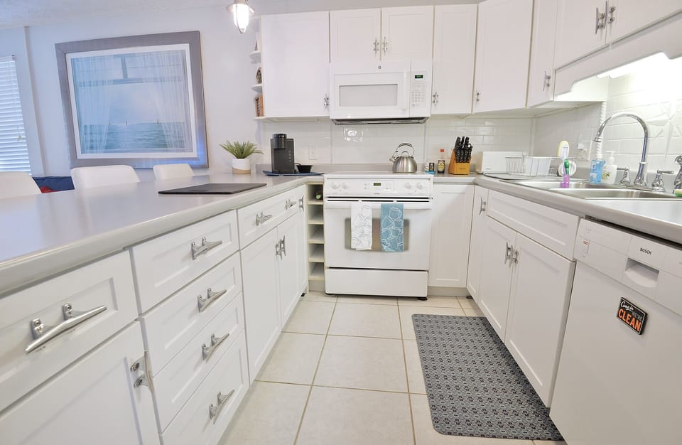 Fully stocked kitchen