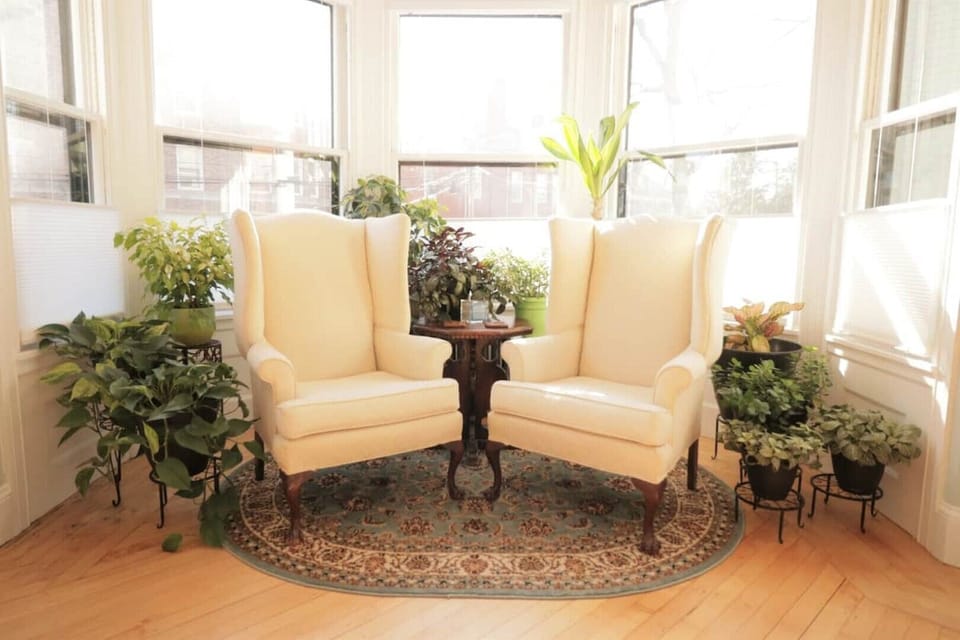 Common area sitting room