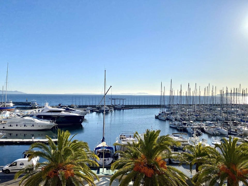 Marina