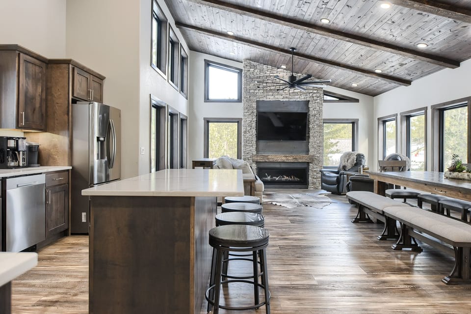 Kitchen/Living Room