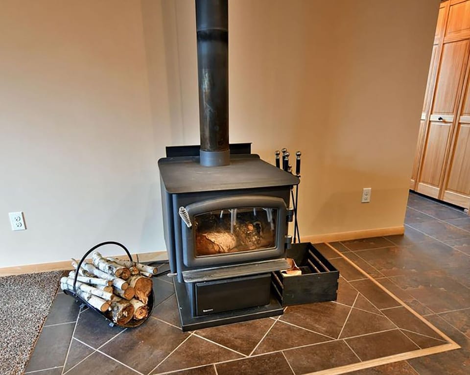 Wood stove