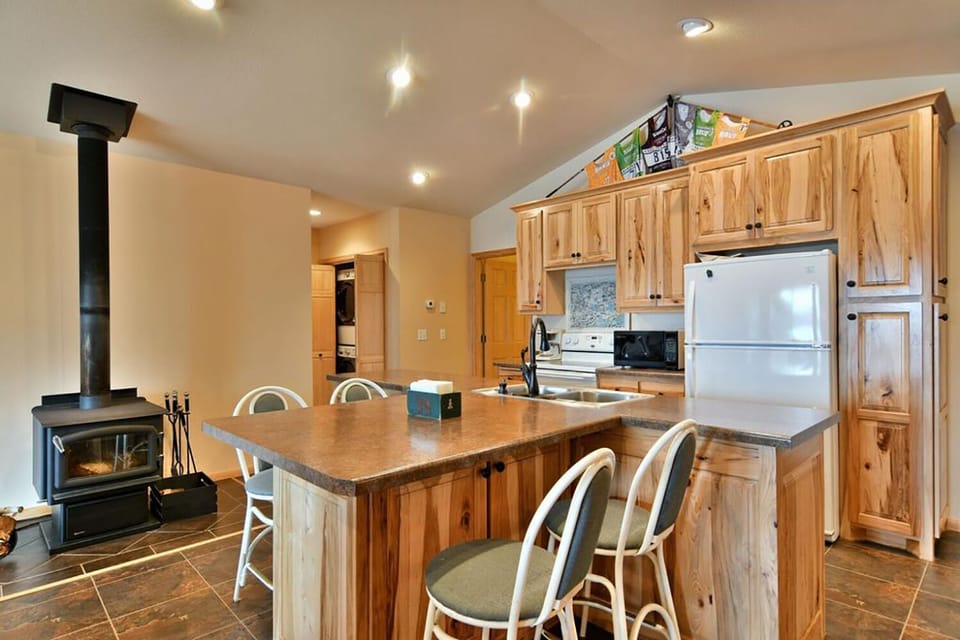View of kitchen and refrigerator