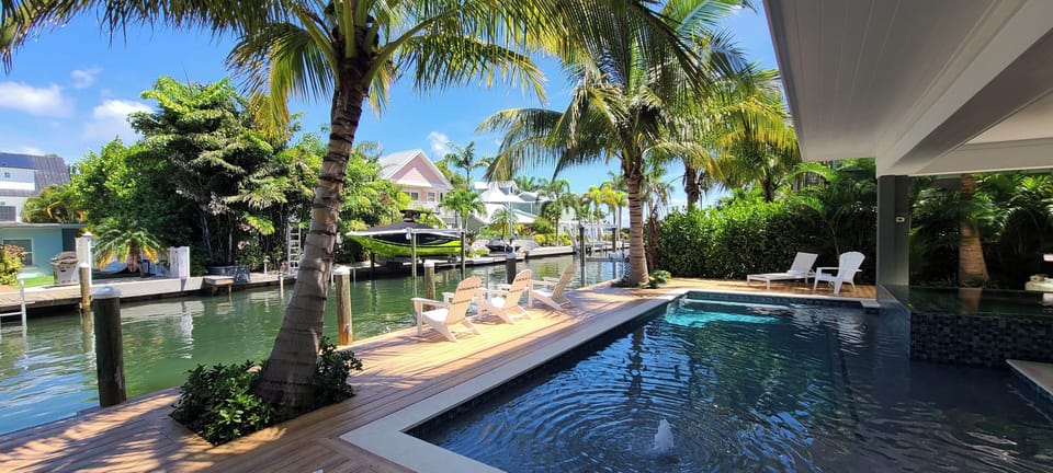 Pirates Cove Pool Picture with Canal View