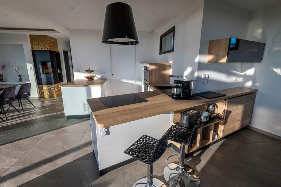 Kitchen area