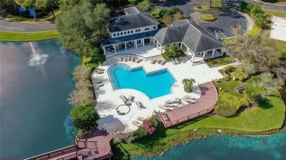 AERIAL VIEW OF POOL & CLUB HOUSE W/ GYM