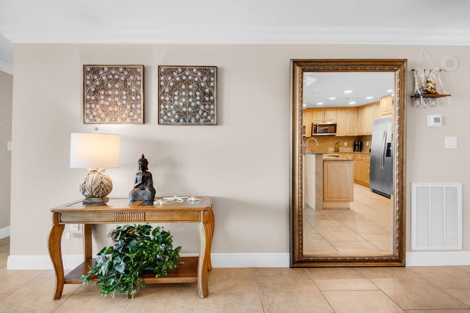 Beautiful decor throughout