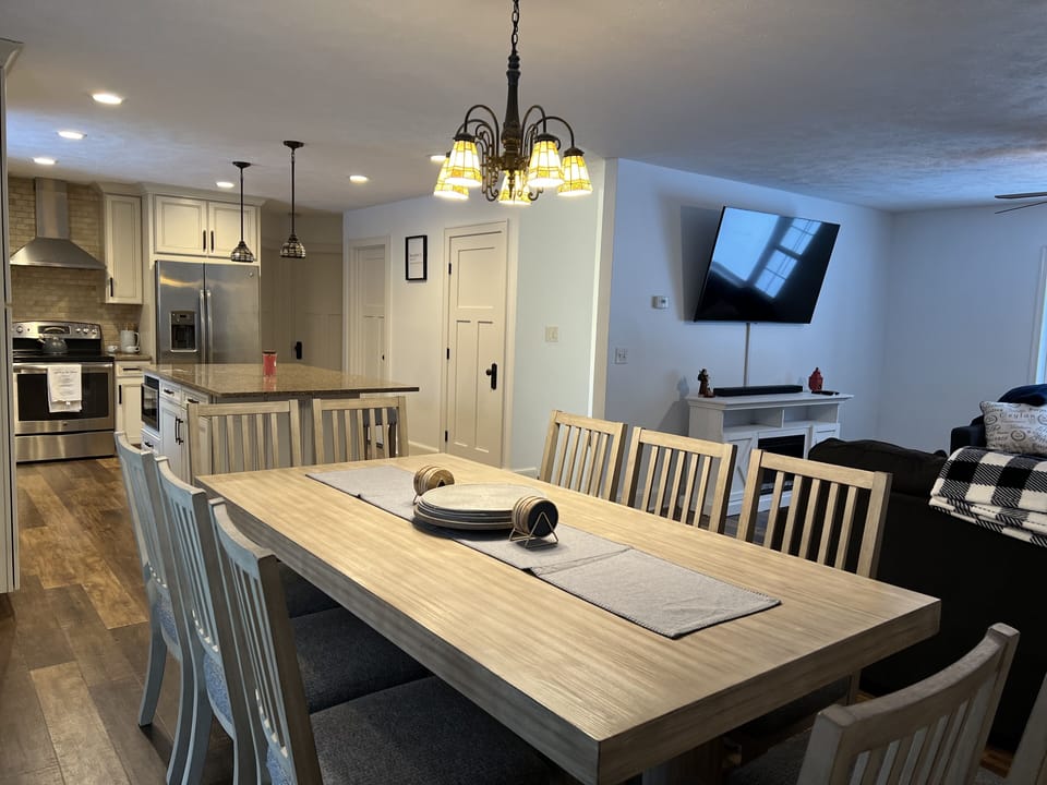 10-seater dining room table