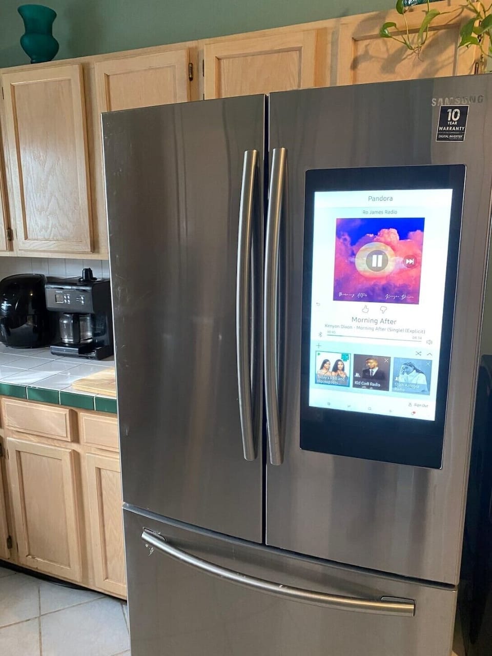 Just say Hey bixby, play Pandora, to enjoy your favorite music station 🎵🎶🎼