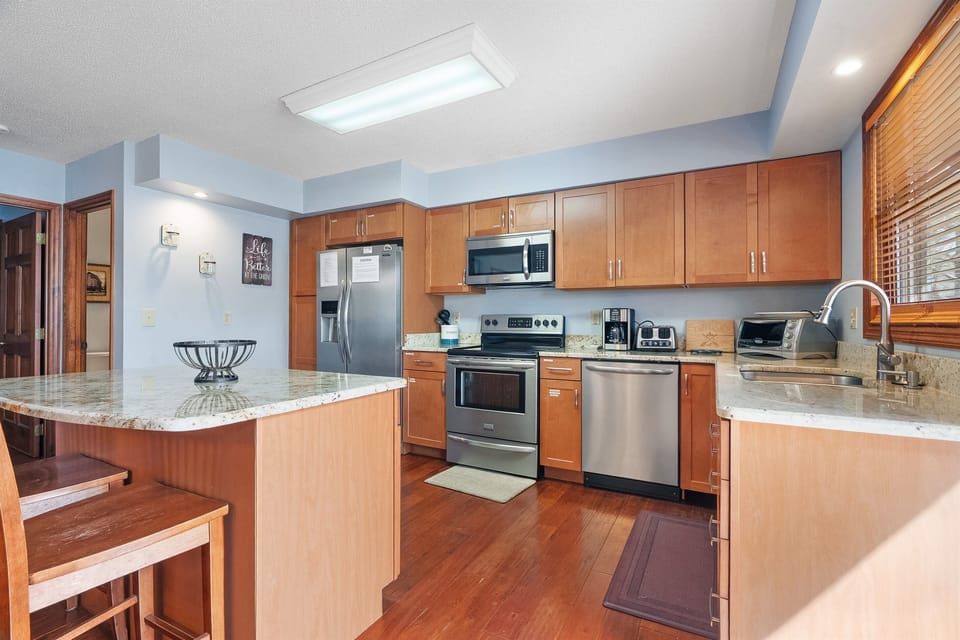 Roomy kitchen