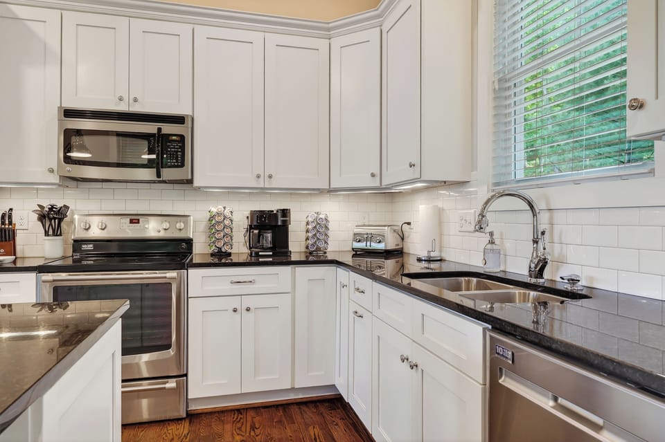 A fully stocked kitchen for groups—cook for 16 with thoughtful extras throughout