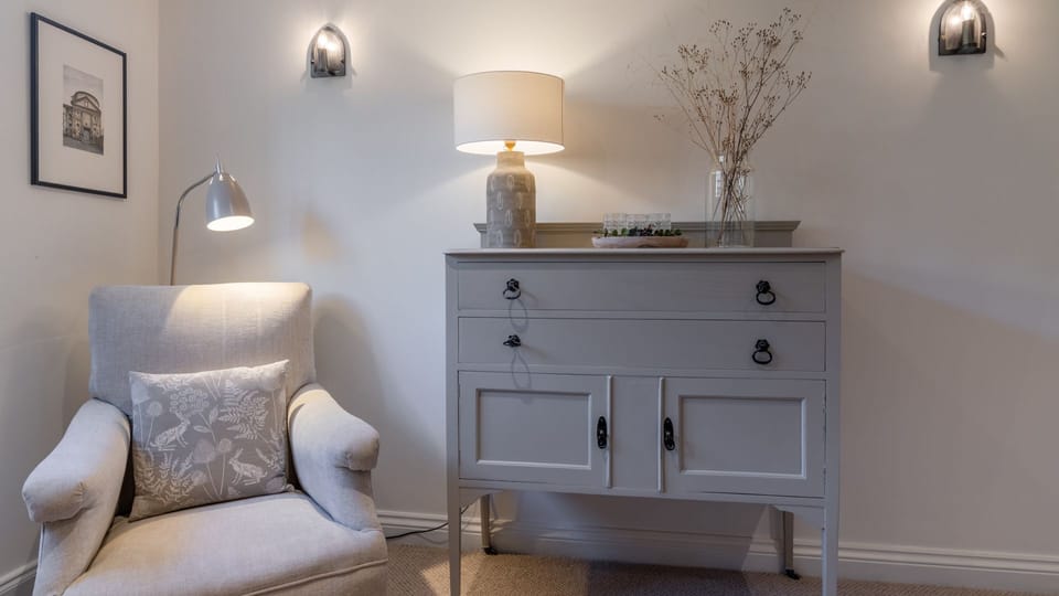 Living Room, Yew Tree Cottage, Bolthole Retreats