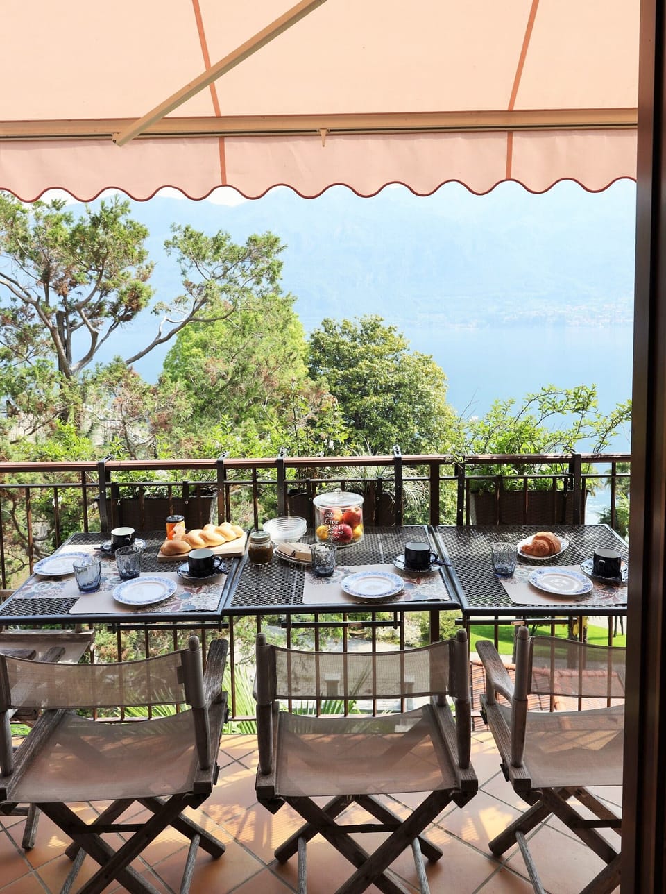 Best view at breakfast, lunch or dinner