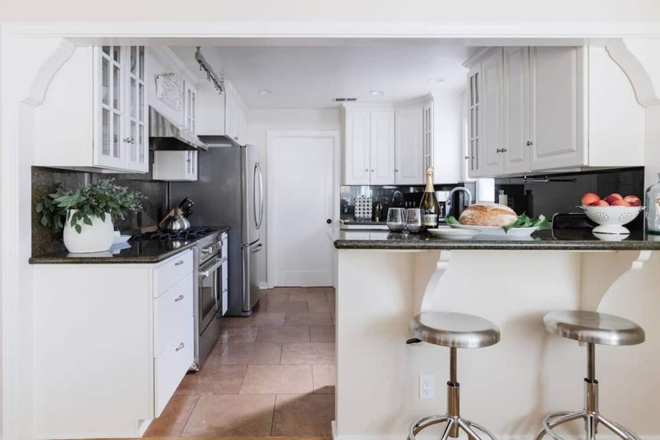 Kitchen bar seats 2