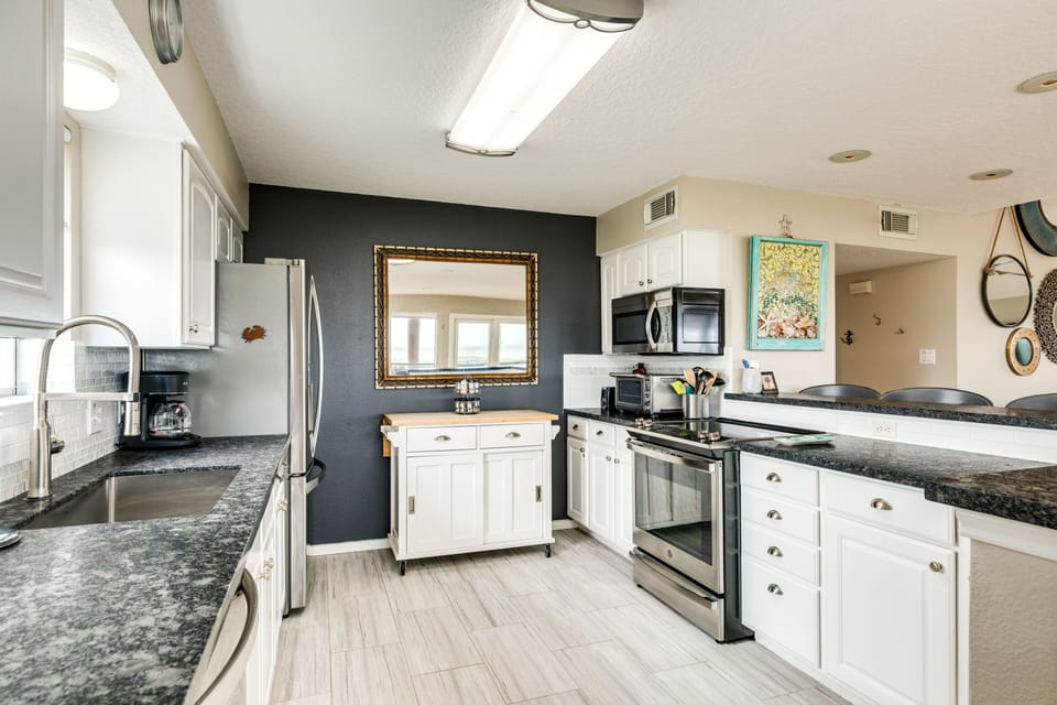 Spacious kitchen makes meal prep easy