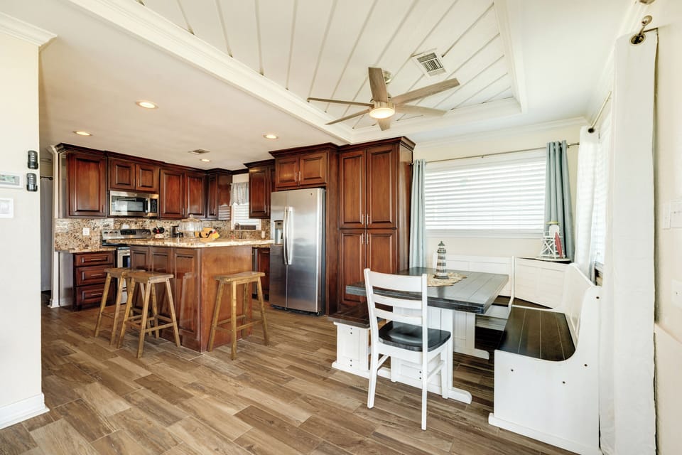 The adjacent kitchen makes serving meals a breeze