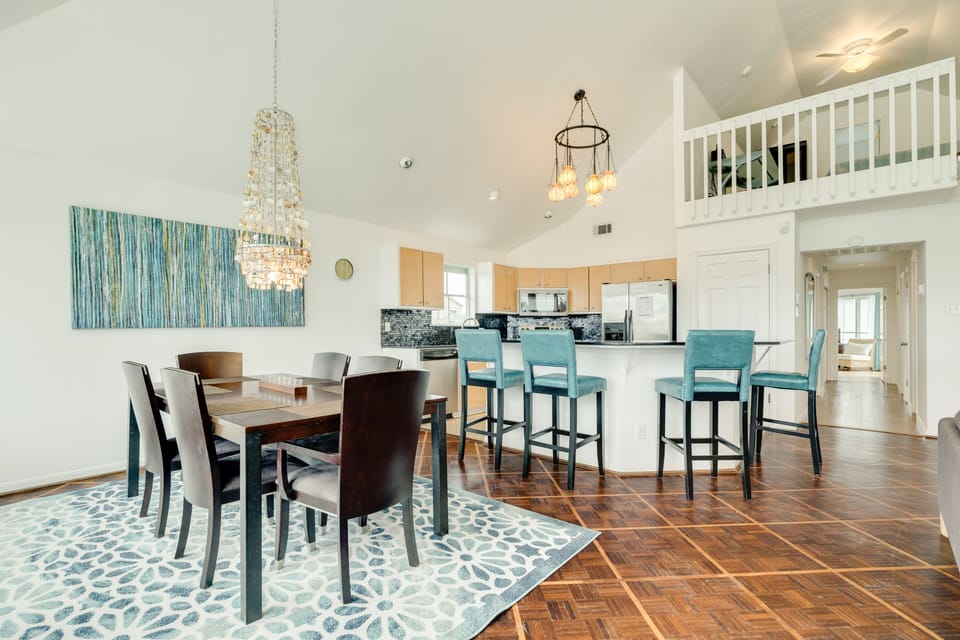 Enjoy homecooked meals at both the dining table or breakfast bar