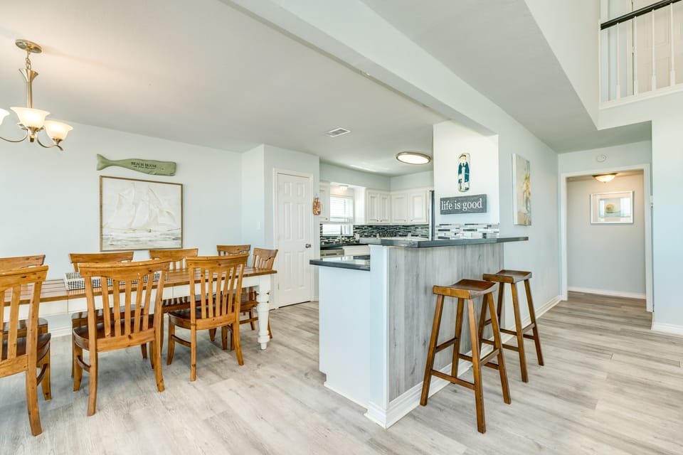 Grab a snack at the breakfast bar with seating 2