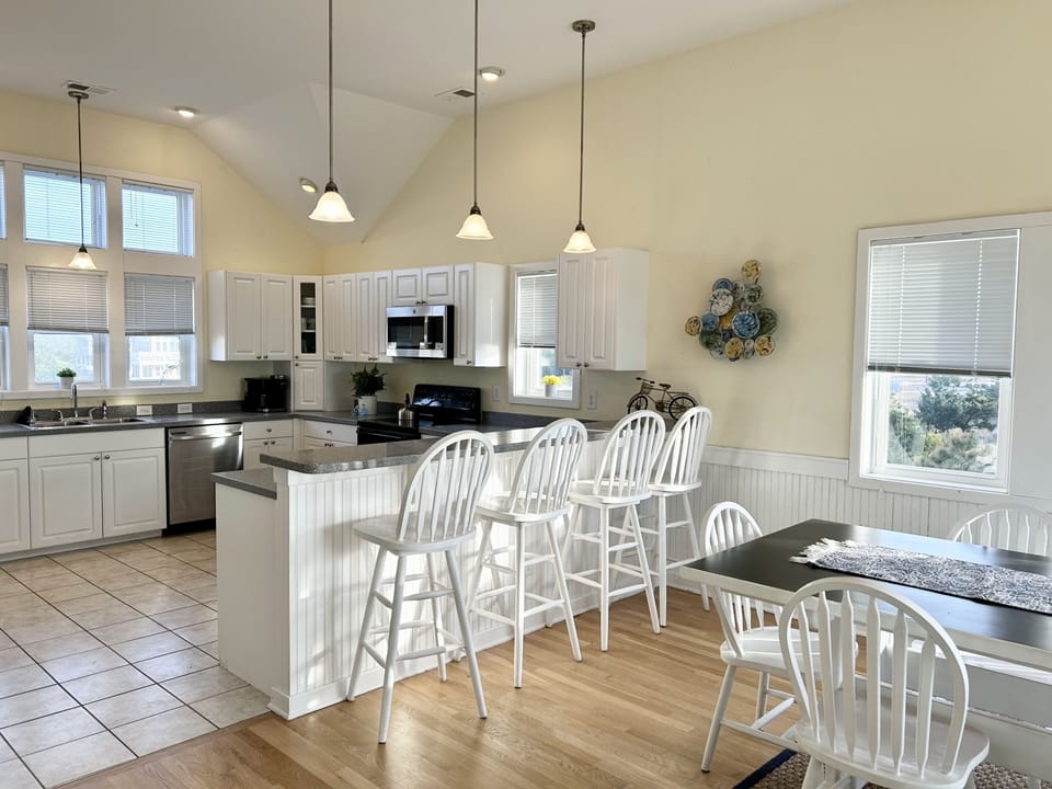 Beautiful kitchen with views of water