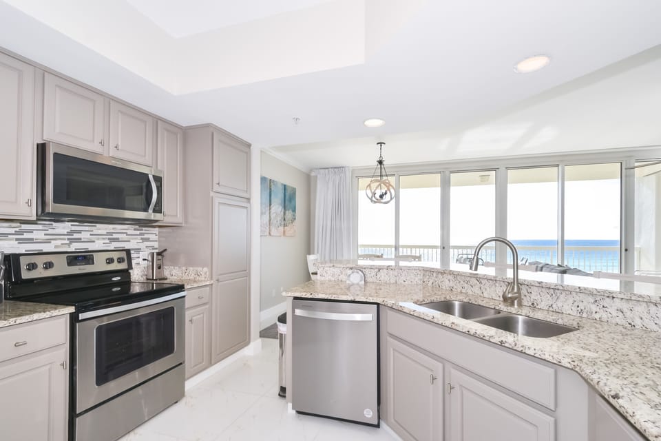Silver Beach Towers East 504- Kitchen
