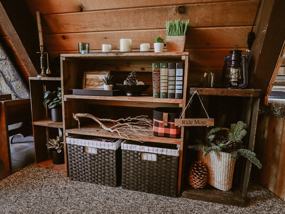Rustic chic decor