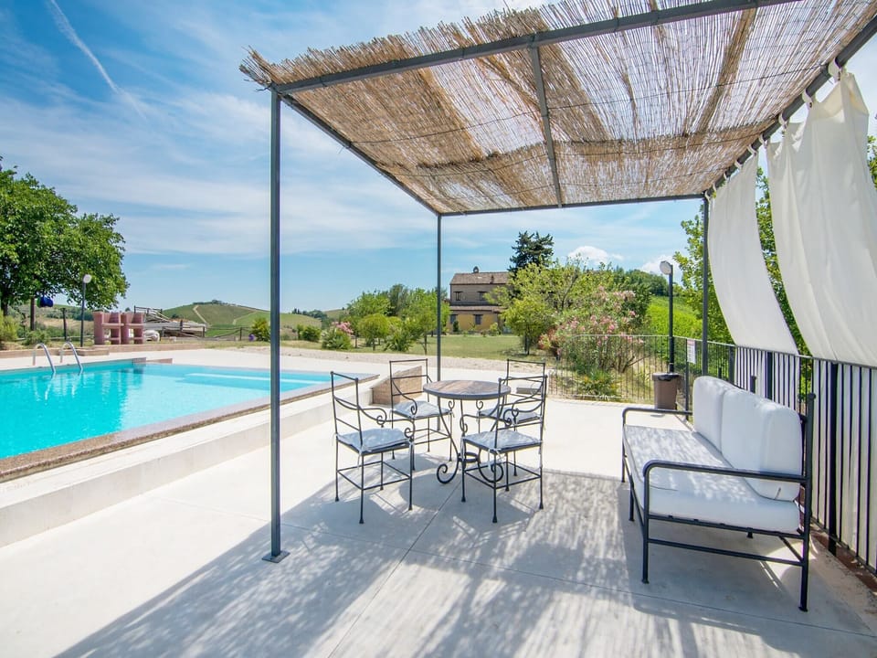 Holiday Home Swimming Pool
