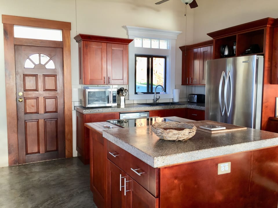 Stainless and hi-tech concrete counters.