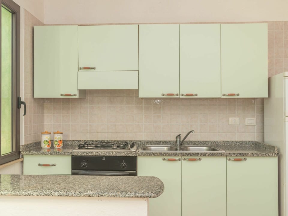 Countertop, Cabinetry, Kitchen Sink, Tap, Furniture, Kitchen Stove, Kitchen, Kitchen Appliance, Sink, Gas Stove