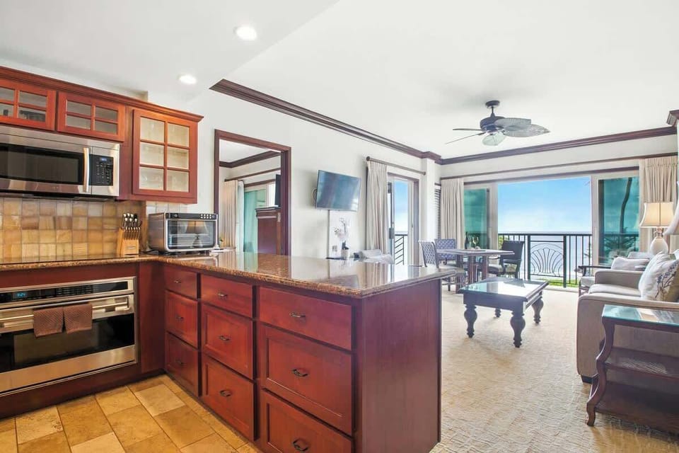 Seamless flow from kitchen to living to lanai