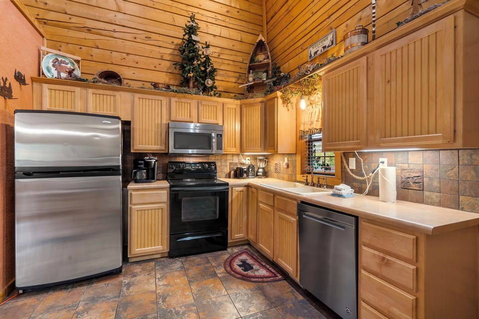 Full Kitchen