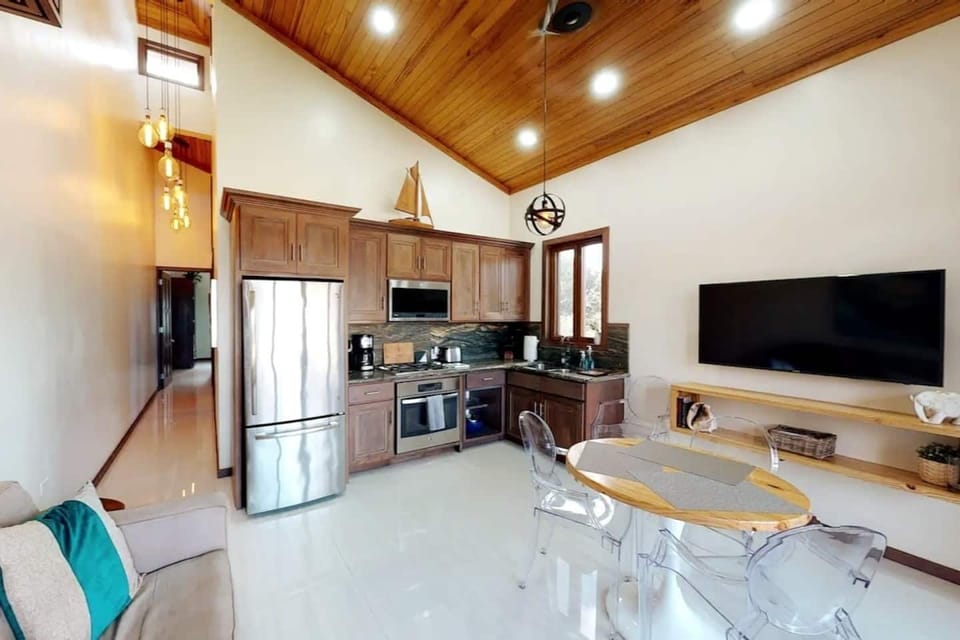 Enjoy all the creature comforts of home!