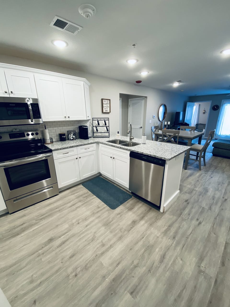 Kitchen (2)