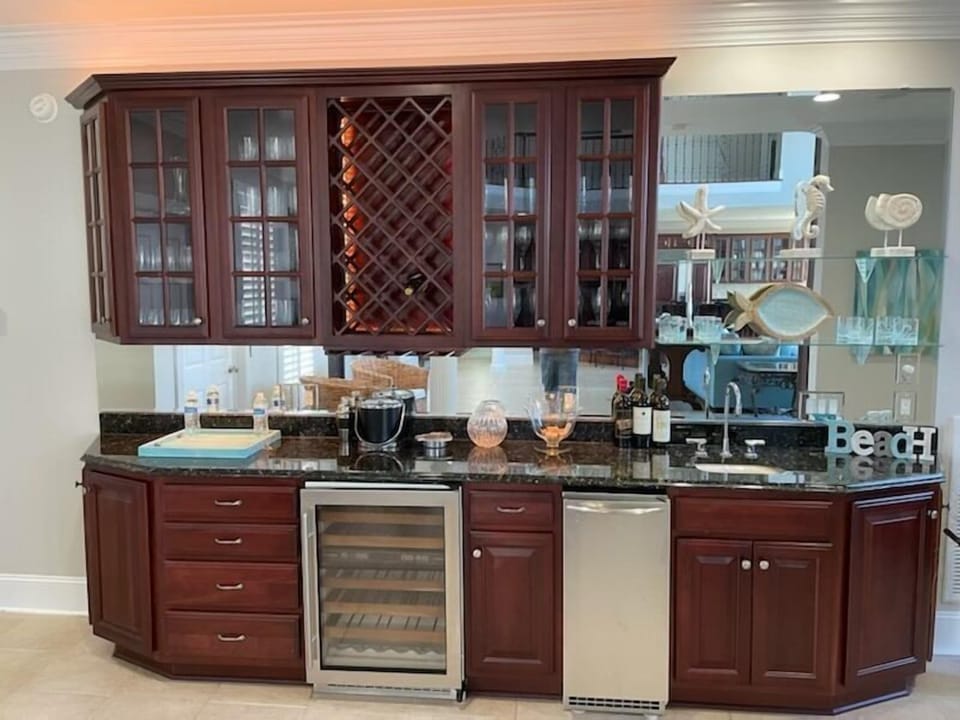 Bar with Subzero wine chiller and ice maker