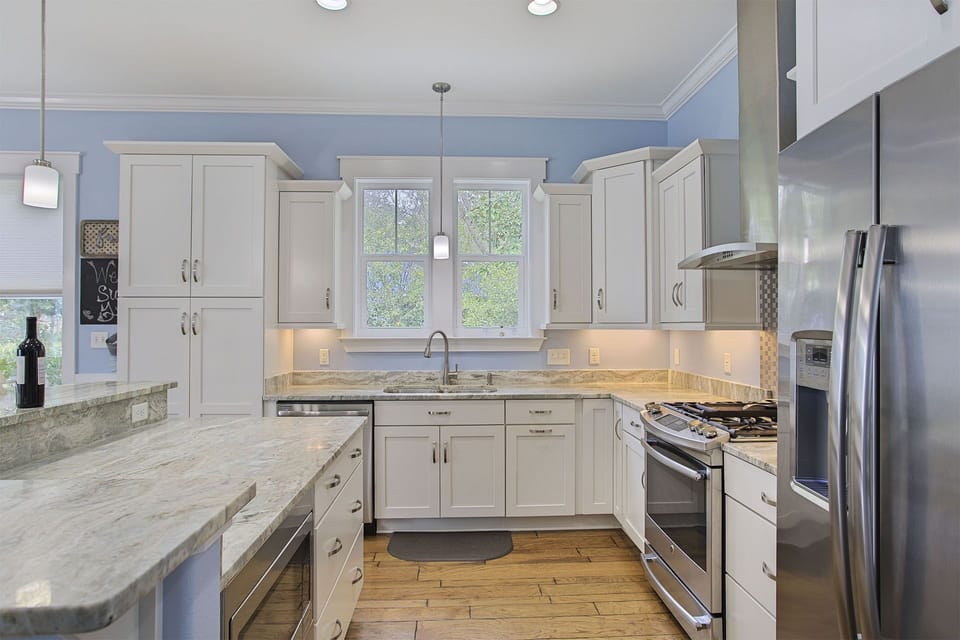 Aqua Waters Kitchen Alt