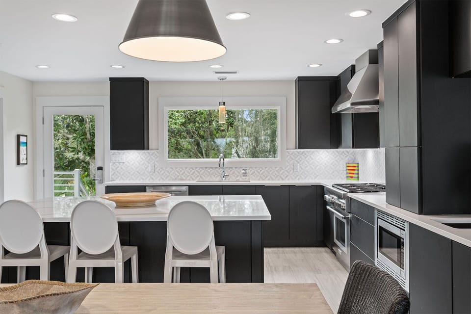 22-Seven-Palms-Kitchen