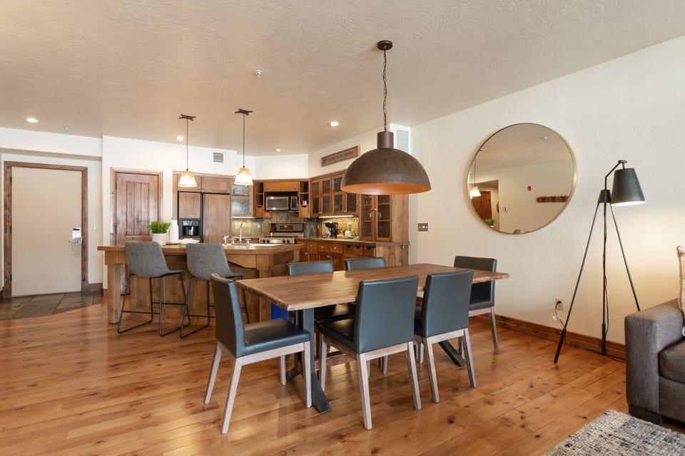 Flooring, Hardwood, Floor, Chair, Furniture
