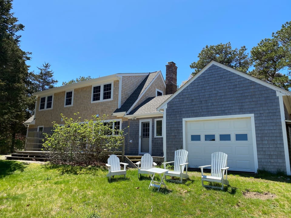 Exterior - Rear