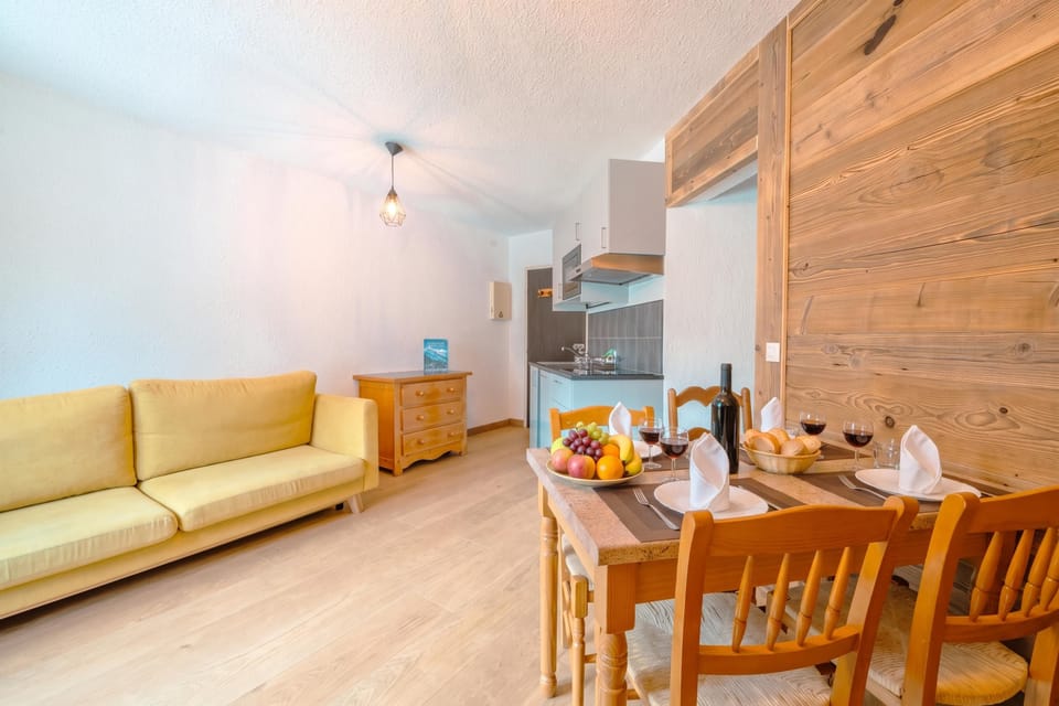 Living and dining room