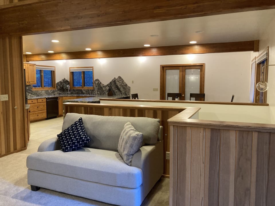 Sitting area on main floor.